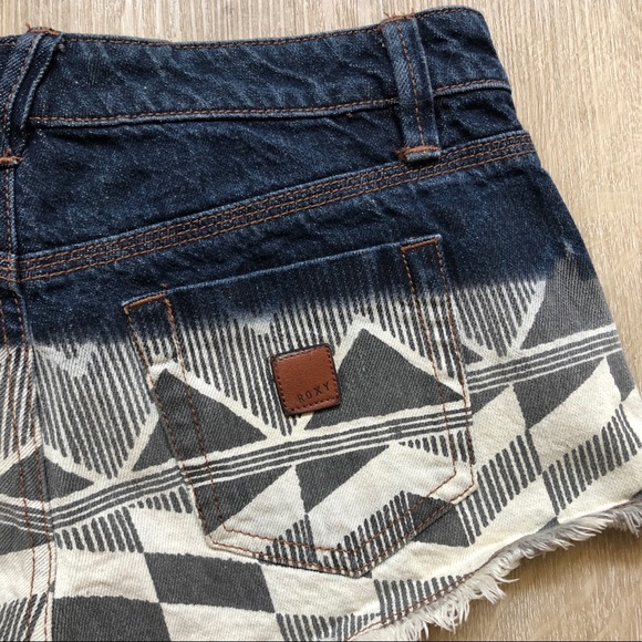 Unique Roxy Patterned Shorts, Blue denim - Picture 5 of 5